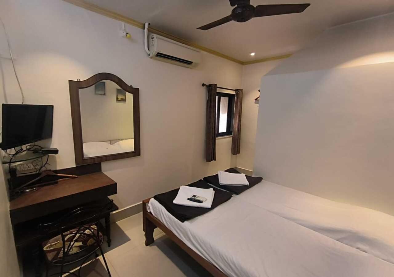 Hotel Rupali Mumbai Exterior foto